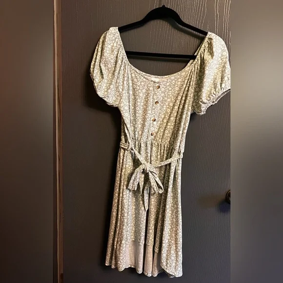 No Boundaries | Dresses | Light Green Floral Hilow Dress Juniors 113 |  Poshmark
